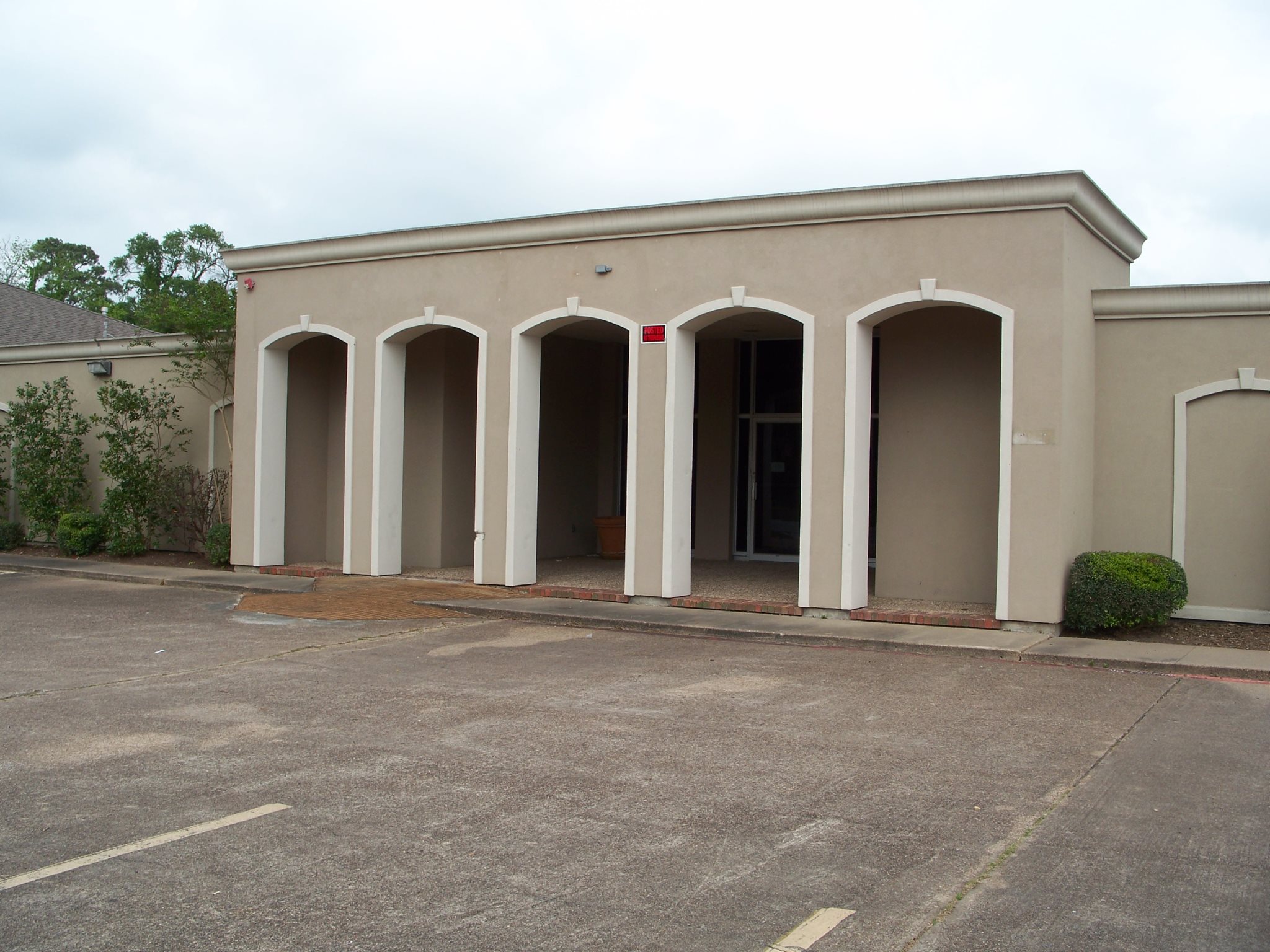 2050 N. 11th Street in Beaumont, Texas